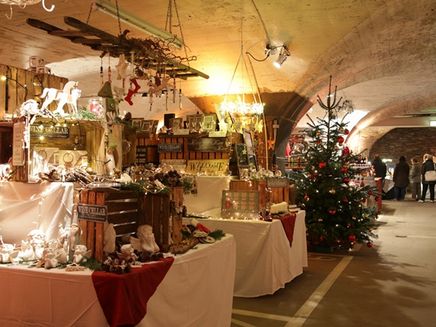traben-trarbach-cellar-ondergrondse-kerstmarkt Ondergrondse cellars tijdens de MoselWeinNachtsMarkt in Traben-Trarbach
