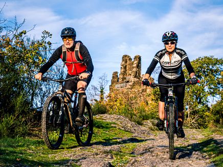 mountainbiker-actie-wolf-wolfer-kloster Ebike tocht op de moezel hoogtes